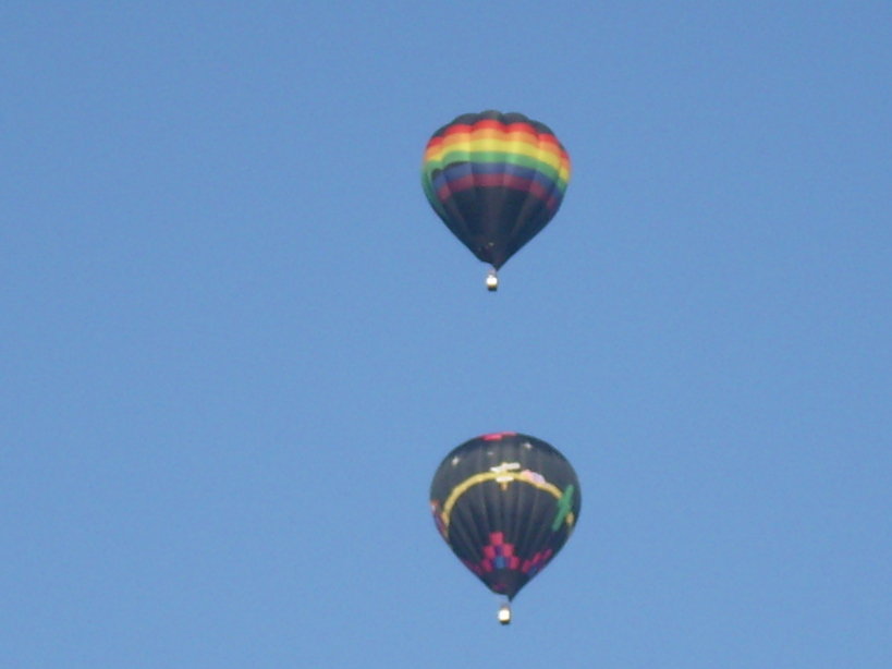 Ashland, OH: Balloons racing at annual balloonfest