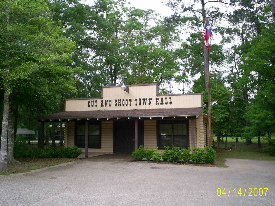 cut-and-shoot-tx-town-hall-photo-picture-image-texas-at-city