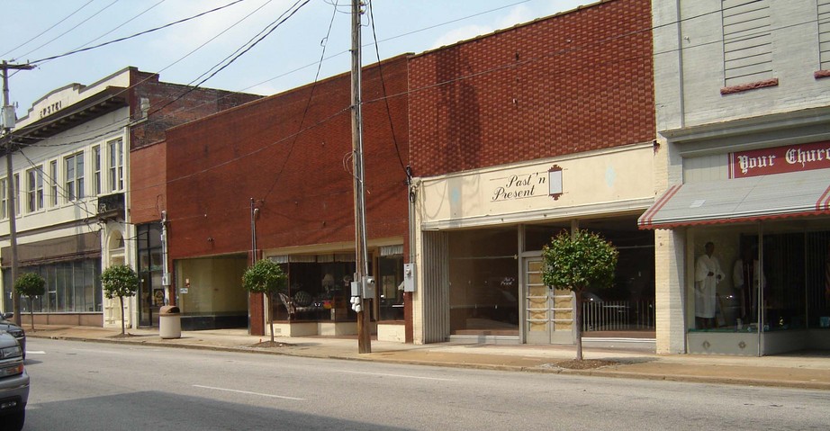 Rocky Mount, NC: Tarboro Street at Main Street