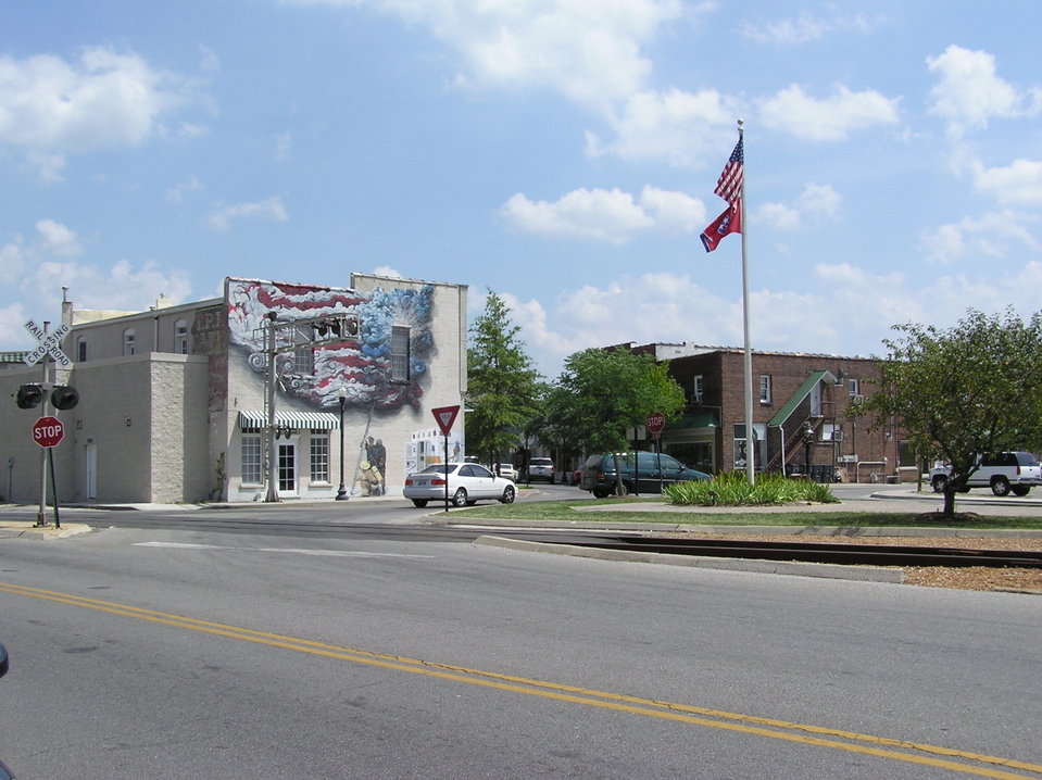 Cookeville, TN: Mural to honor firefighters on building