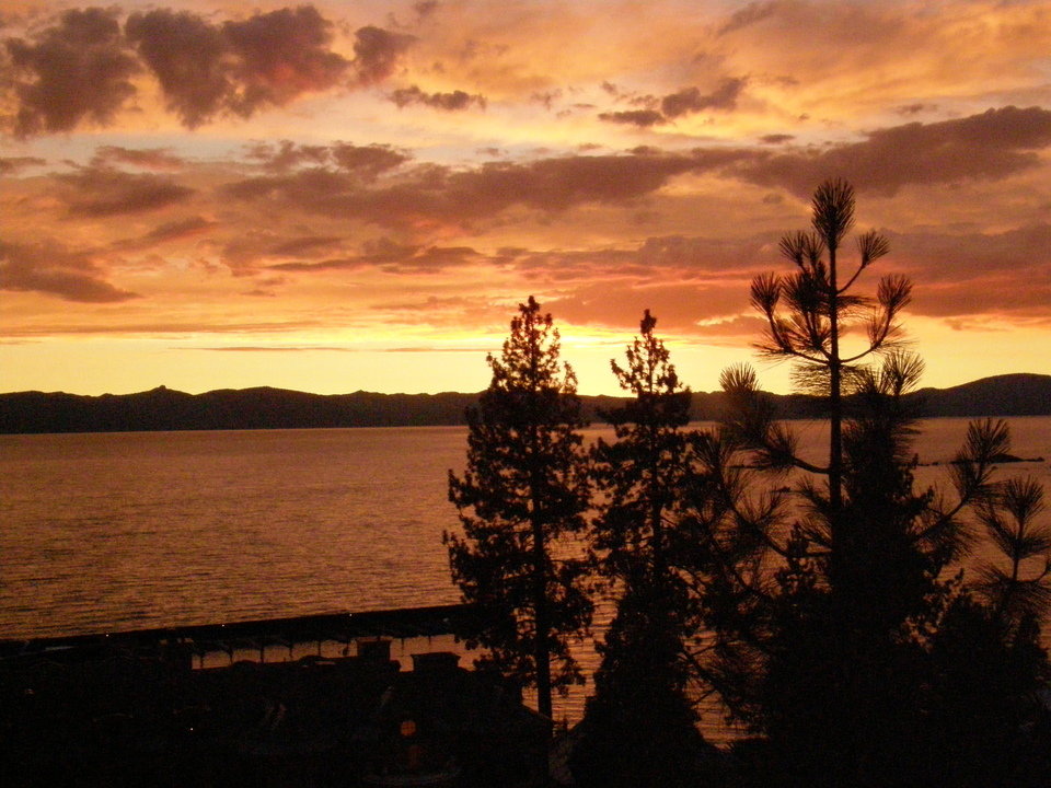South Lake Tahoe, CA: Sunset just northwest of South Lake Tahoe