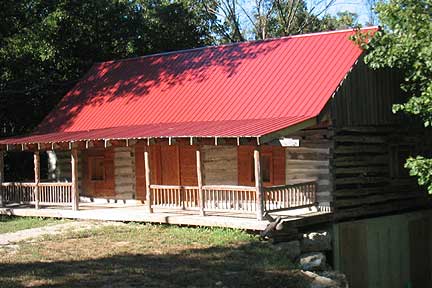 Byrnes Mill, MO: A restored log cabin in Byrnes Mill park