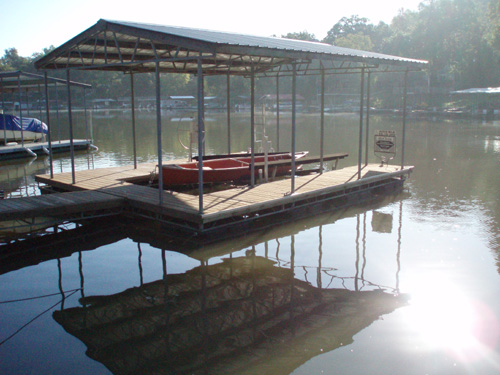 Lake Lotawana, MO: A peaceful day by the dock