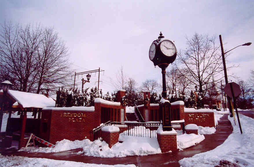 Metuchen, NJ: Freedom Plaza - Memorial to 911