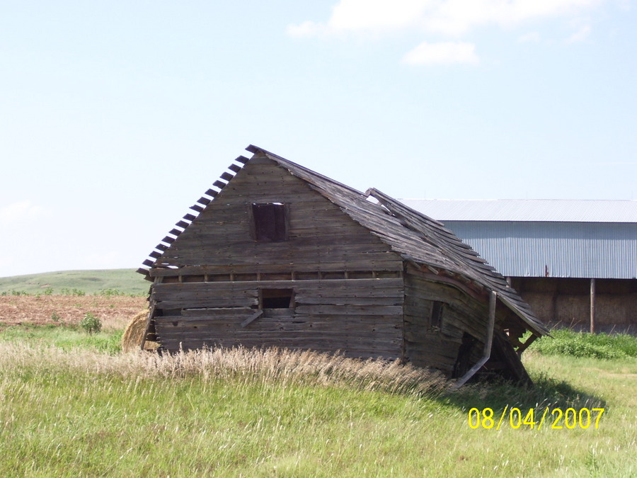 Marquette, KS: Old Shed East Of Marquette, Ks-Photo By: Dick Linder