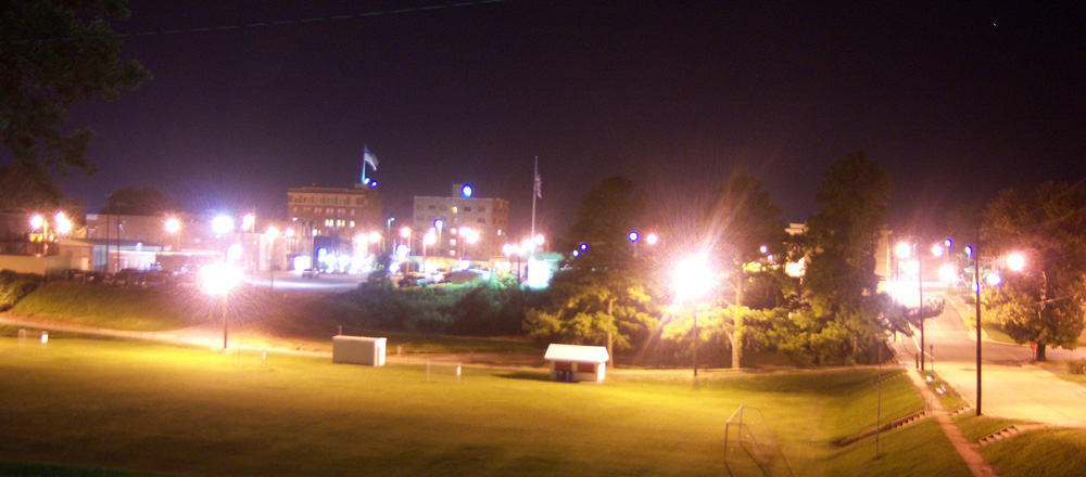 Dyersburg, TN: the enormous downtown skyline