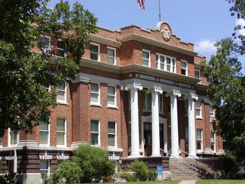 Fairfield, TX: The Freestone County Courthouse was built in 1919 in the Clasical Revival style