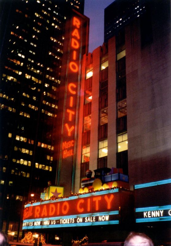 New York, NY: Radio City Music Hall