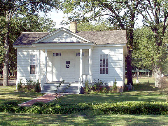Quitman, TX: Gov. Hogg's honeymoon cottage.