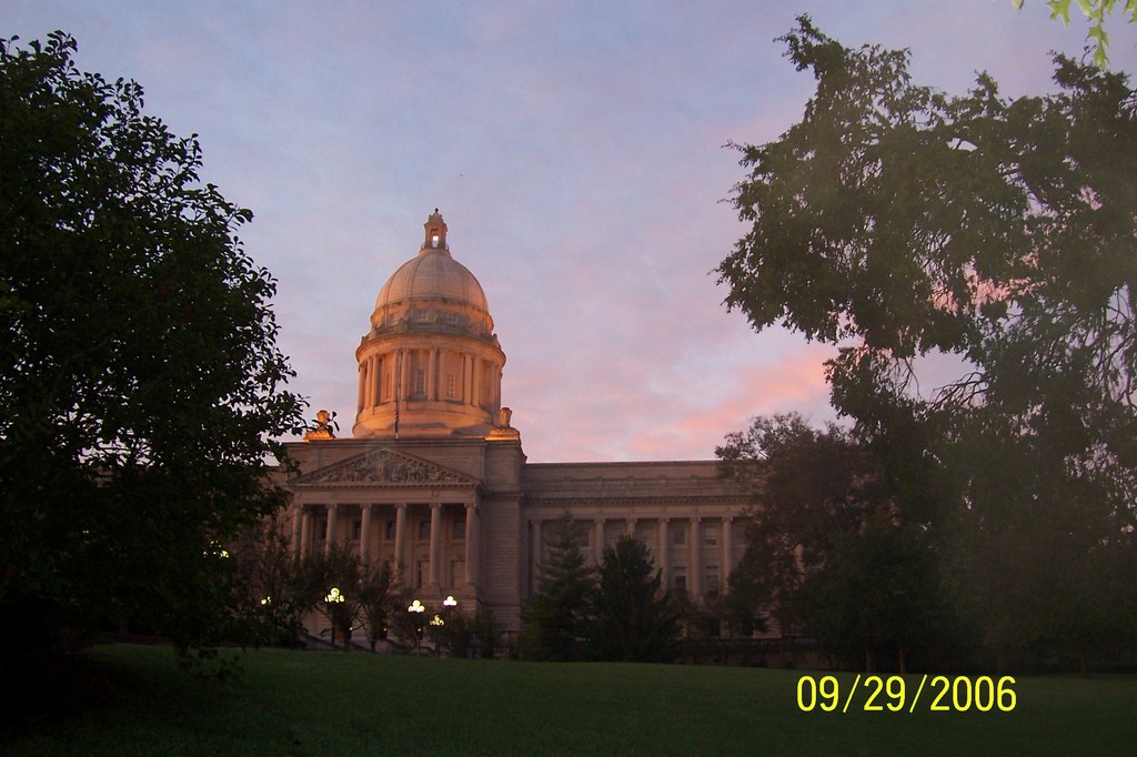 Frankfort, KY: Frankfort, Kentucky's State Capitol Building at Sunrise