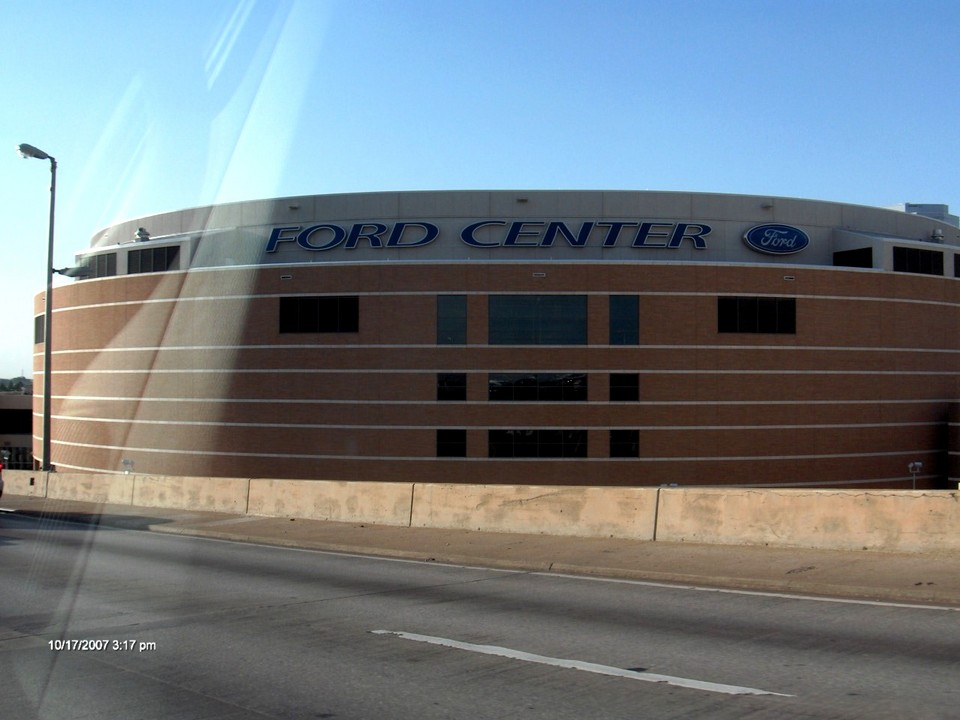 Oklahoma city's ford center #10