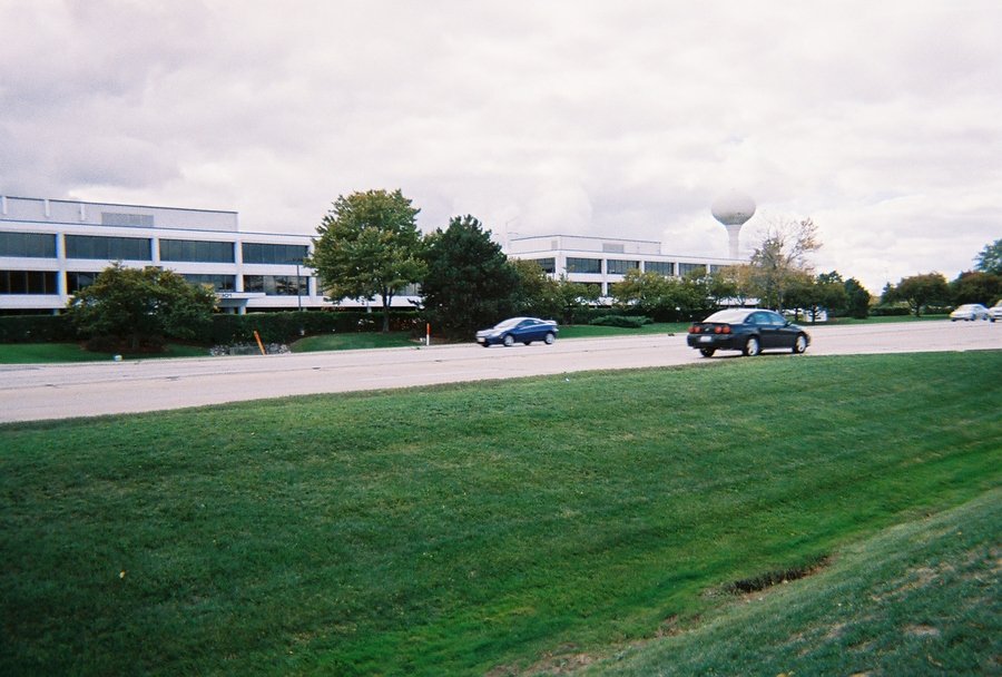 Oak Brook, IL: Oak Brook, IL - Medical Office Complex On East 22nd St.