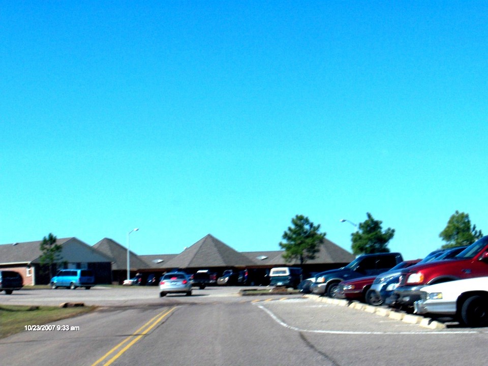 McLoud, OK: Kickapoo Tribe of Oklahoma - Kickapoo Tribal Office Buildings