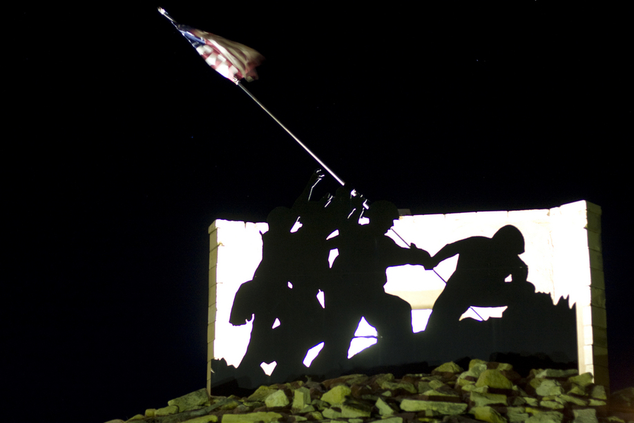 WaKeeney, KS: Iwo Jima Memorial.
