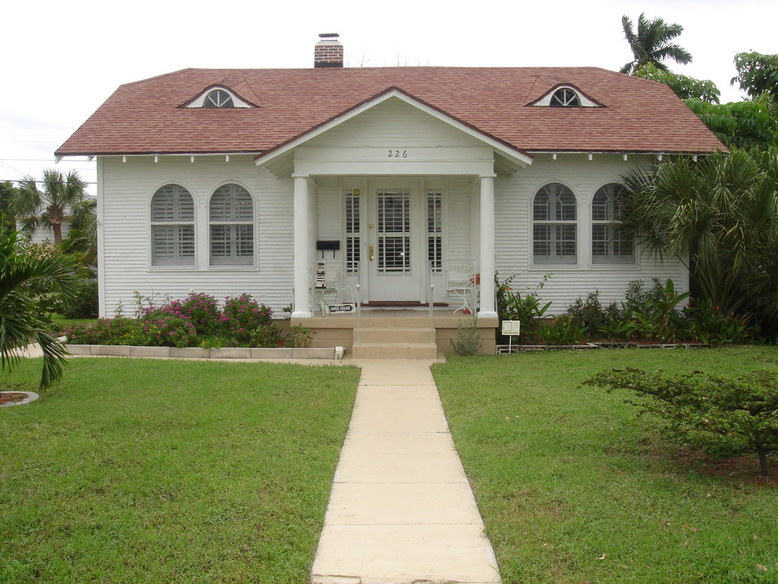 Lake Worth, FL: Historic Homes in the Village