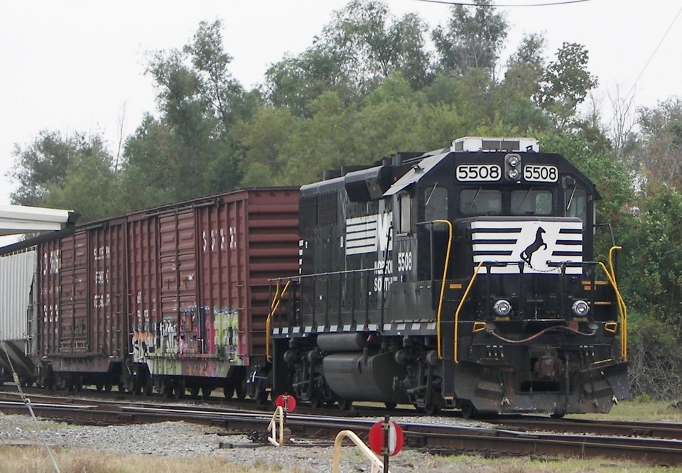 Arabi, LA: Trains always passing through