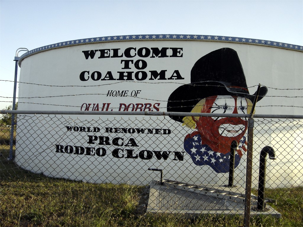 Coahoma, TX : Quail Dobbs Water Tank photo, picture, image (Texas) at