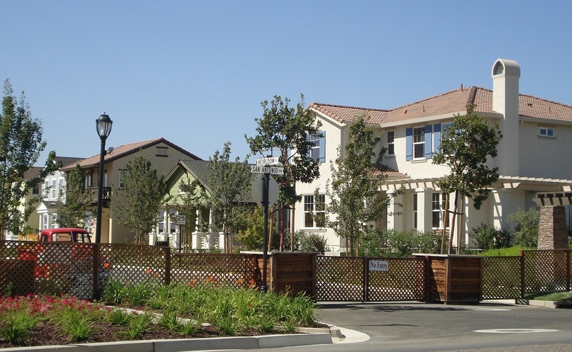 King City, CA: New Mills Housing Development-very economical, beautiful landscape!
