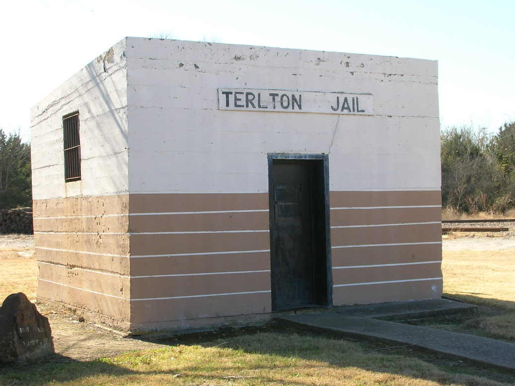 Terlton, OK: The Jail House.