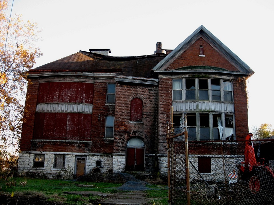 Cairo, IL: Abandoned house in Cairo