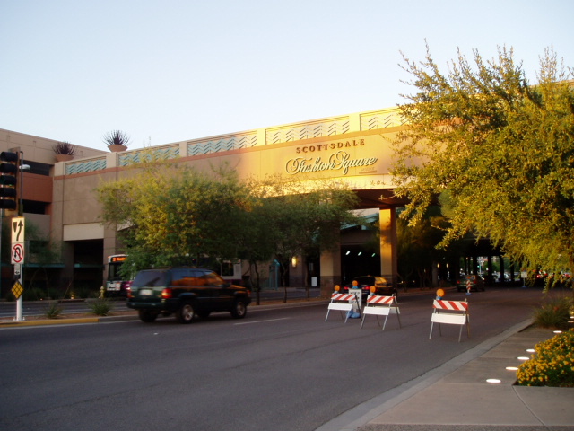 Scottsdale, AZ: fashion square mall