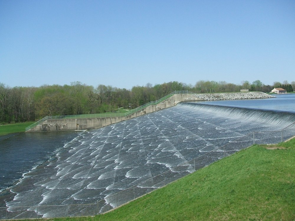 Noblesville, IN: Noblesvile, Indiana's Morse Reservour Dam. The reservour services Hamilton County and other surrounding counties year round!