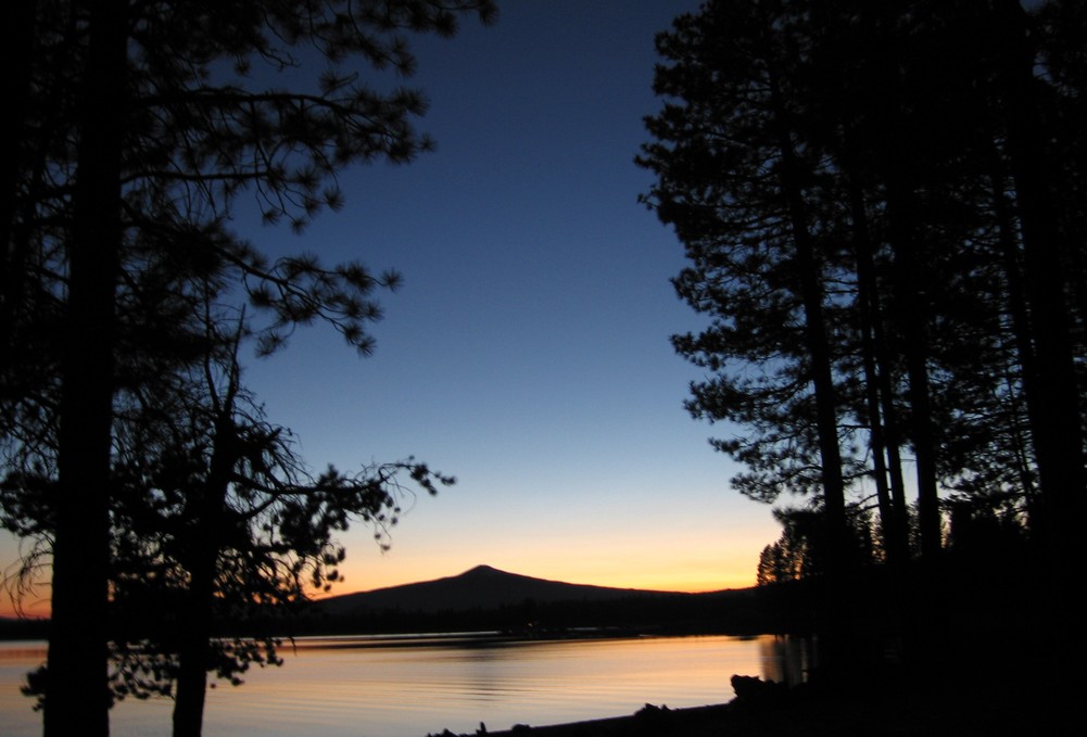 Sisters-Millican, OR: Wickiup Reservoir after Sunset...