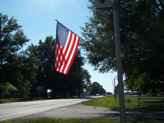 Lockwood, MO: Hwy 160 in front of Lockwood High School looking West