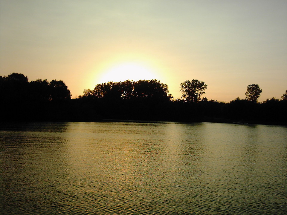 Coon Rapids, MN: Sunset at Coon Rapids Dam