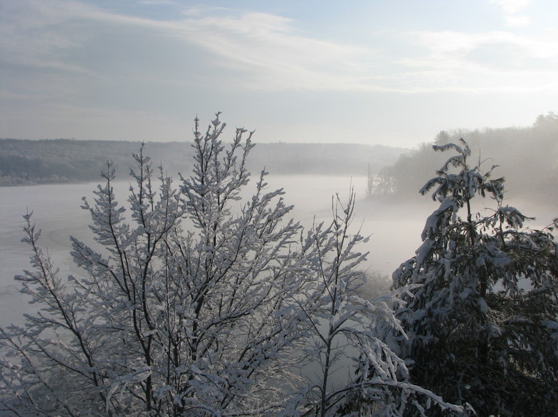 Mansfield Center, CT: From the Route 89 Bridge