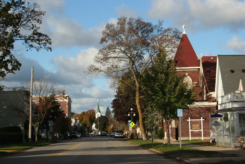 Harbor Springs, MI: Downtown Harbor Springs October 2007