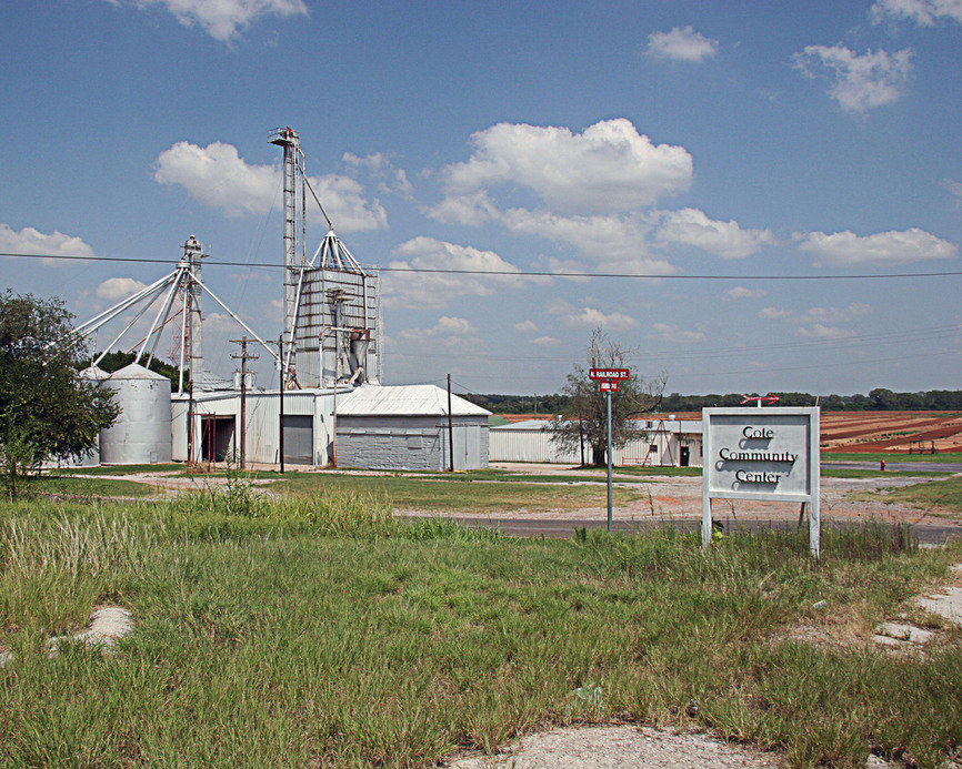 Cole, OK: Downtown