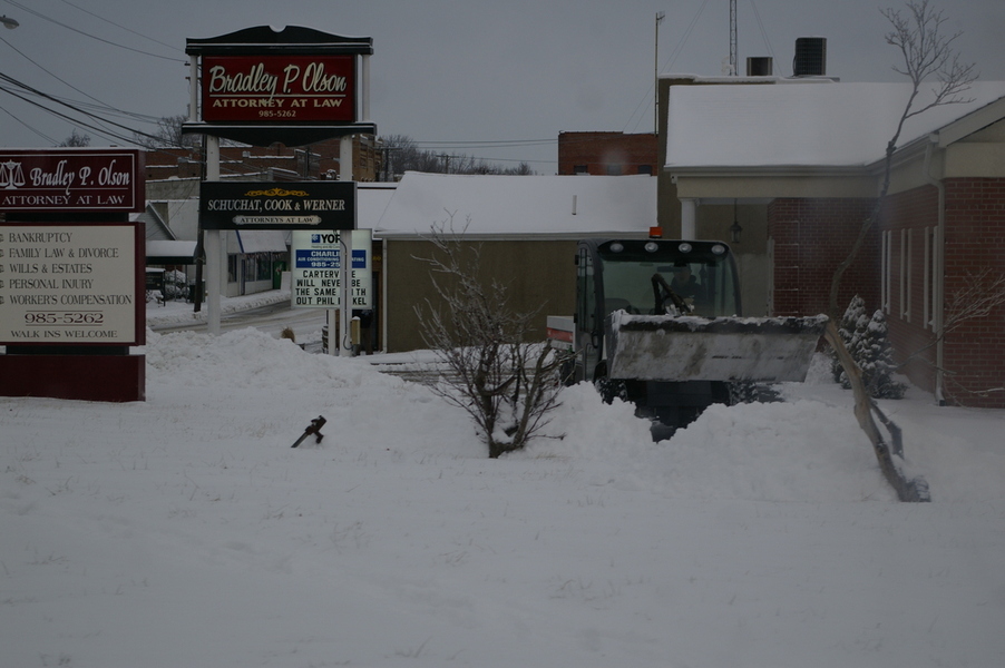 Carterville, IL: Corner of East Grand and Main St. Feb.1, 2008, 6:45am