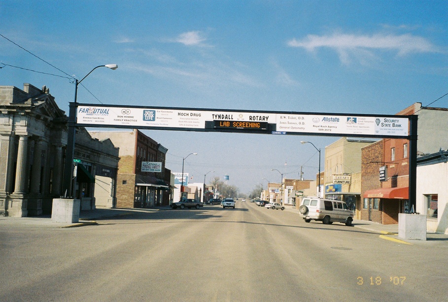 Tyndall, SD: Main Street Tyndall SD