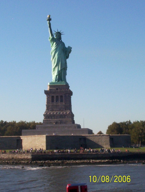 New York, NY: statute of liberty