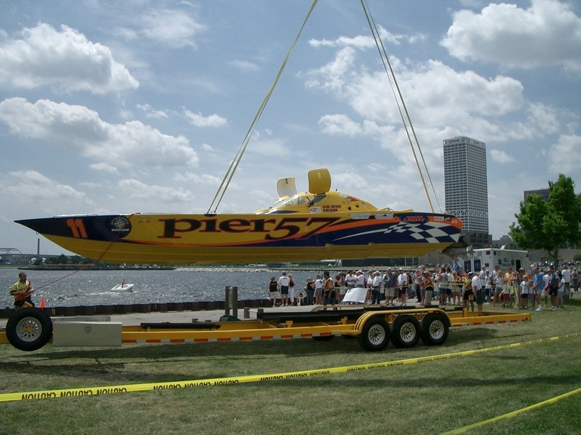 Milwaukee, WI: offshore boat races