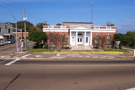 McComb, MS: Old Library