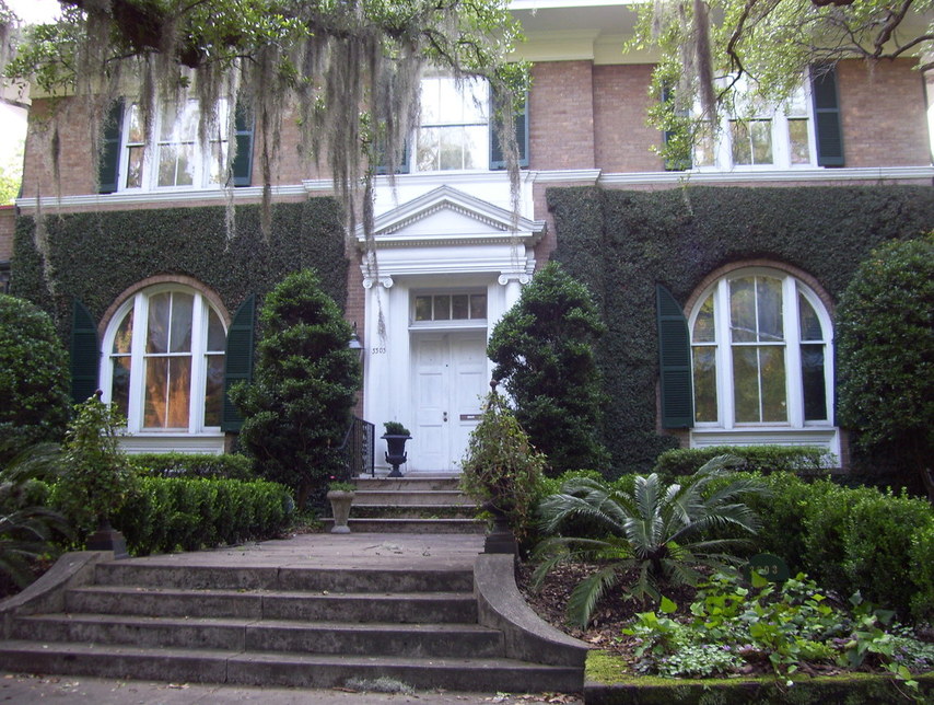 Savannah, GA: A home in downtown Savannah