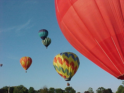 Plainville, CT: balloon fest norton park plainville