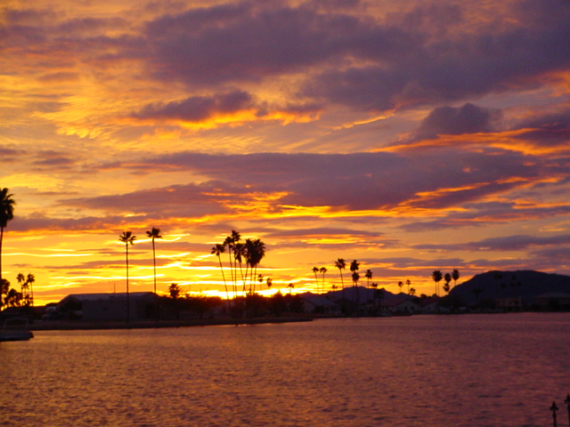 Arizona City, AZ: Awesome January sunset on Paradise Lake, Az. City, Az.