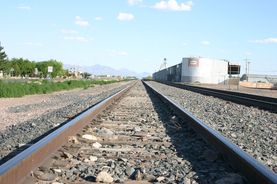 El Paso, TX: Railroad, Mesquite