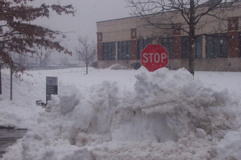 Akron, OH: Stop sign after the storm