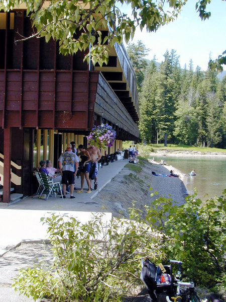 Coram, MT: Village Inn at Lake McDonald, Glacier National Park