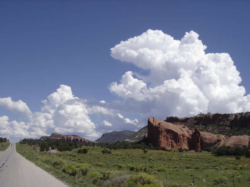 Fort Defiance, AZ: 5-10 miles North of Fort Defiance,AZ.