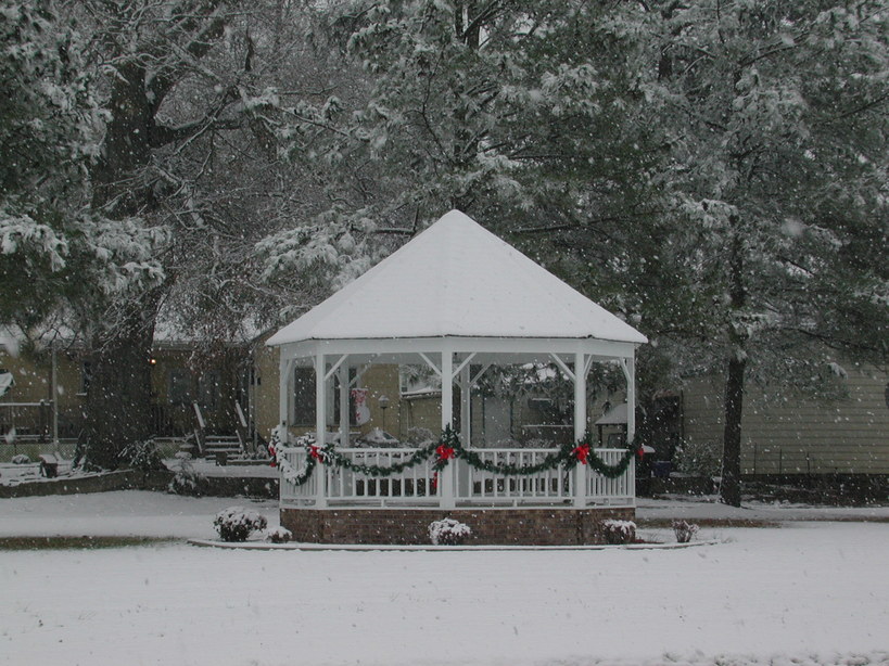 Macclesfield, NC: Macclesfield bandstand in winter.