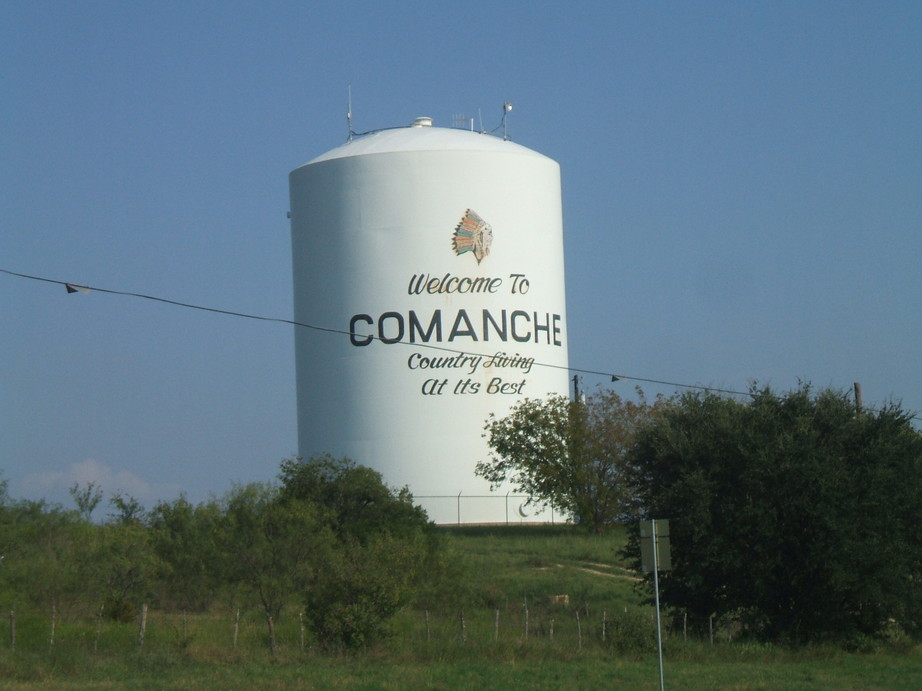 Comanche, TX: Water Tower