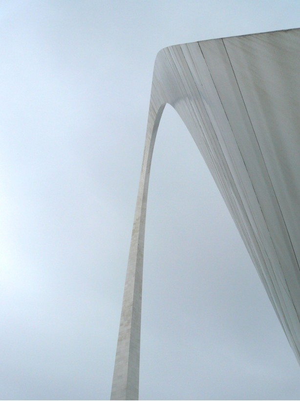 St. Louis, MO: Angled Arch pic
