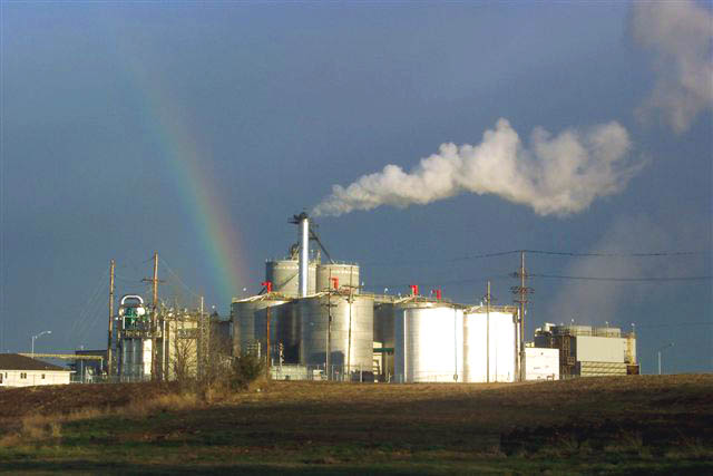 Garnett, KS: East Kansas Agri-Energy (ethanol manufacturing plant)