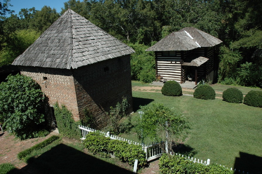 Chickamauga, GA: grounds of Gordon-Lee Mansion