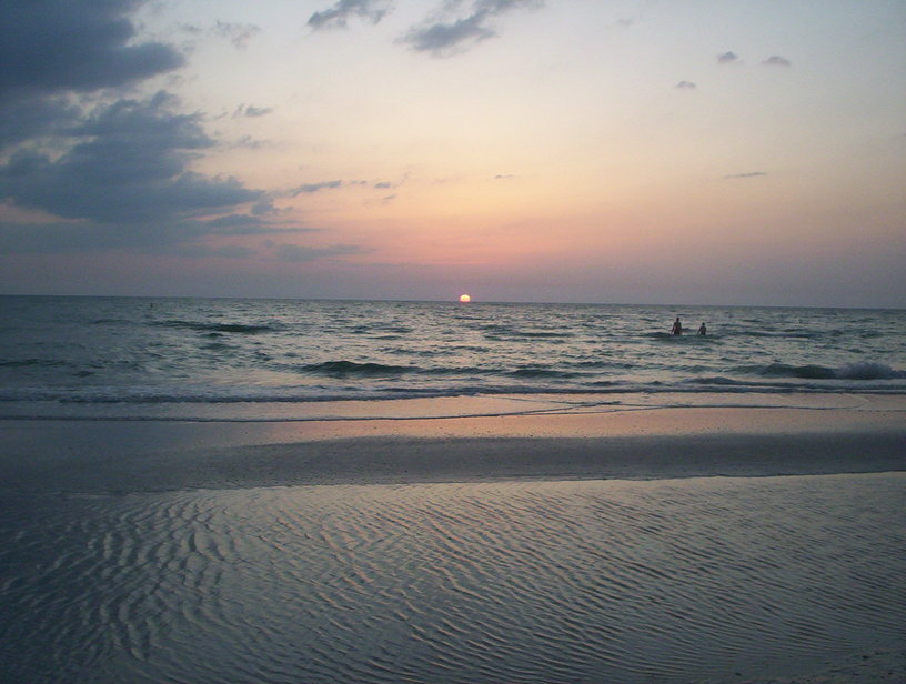 St. Petersburg, FL: Sunset at St. Pete Beach